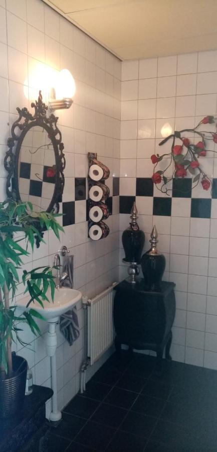 B&B Aan Het Water Earnewald Exterior photo